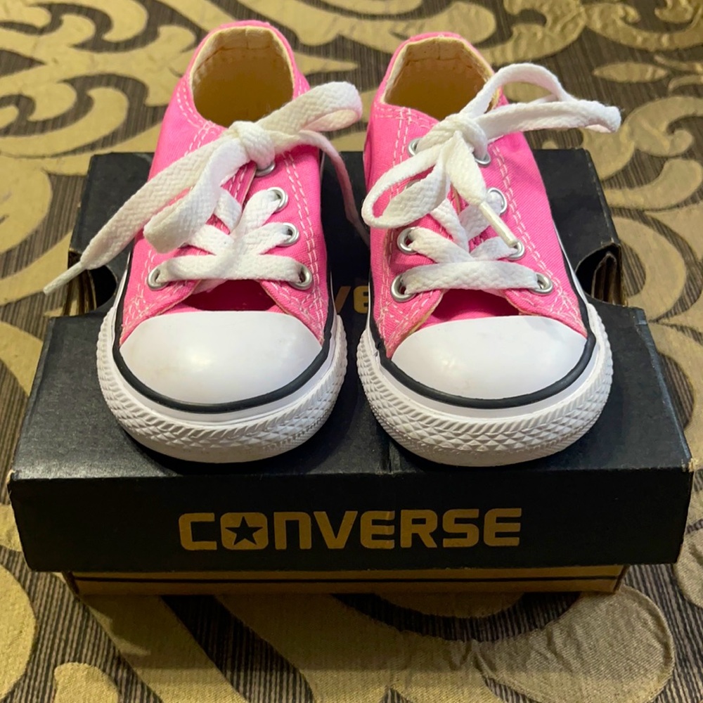 Toddler Baby Pink Lace up Converse